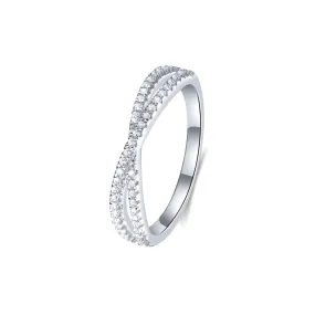 Criss Cross Round Cut Fine Women Band Ring