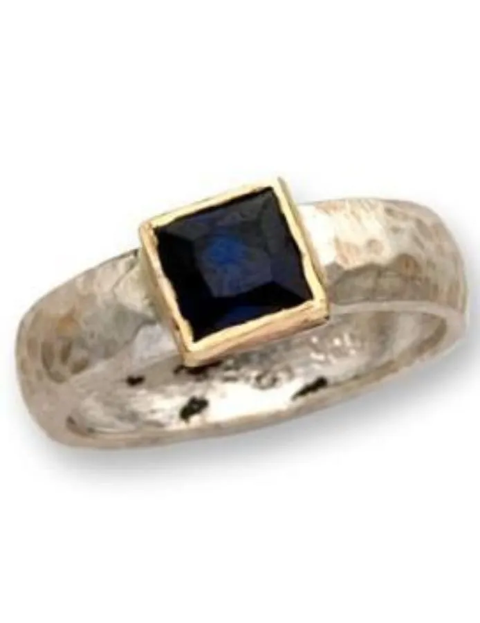 Designer Ring silver gold 9 carats set with a faceted Corundum,  ring for woman