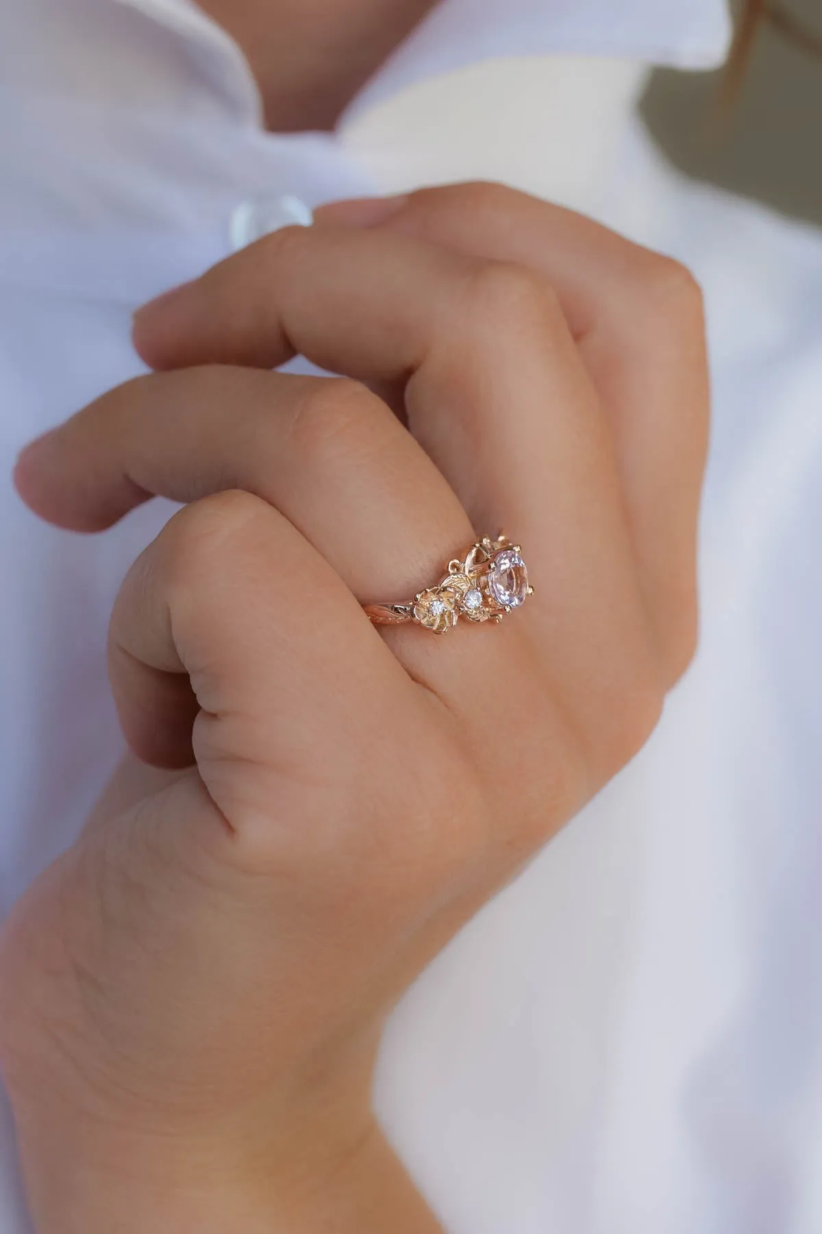 Engagement ring with pink morganite in rose gold / Adelina