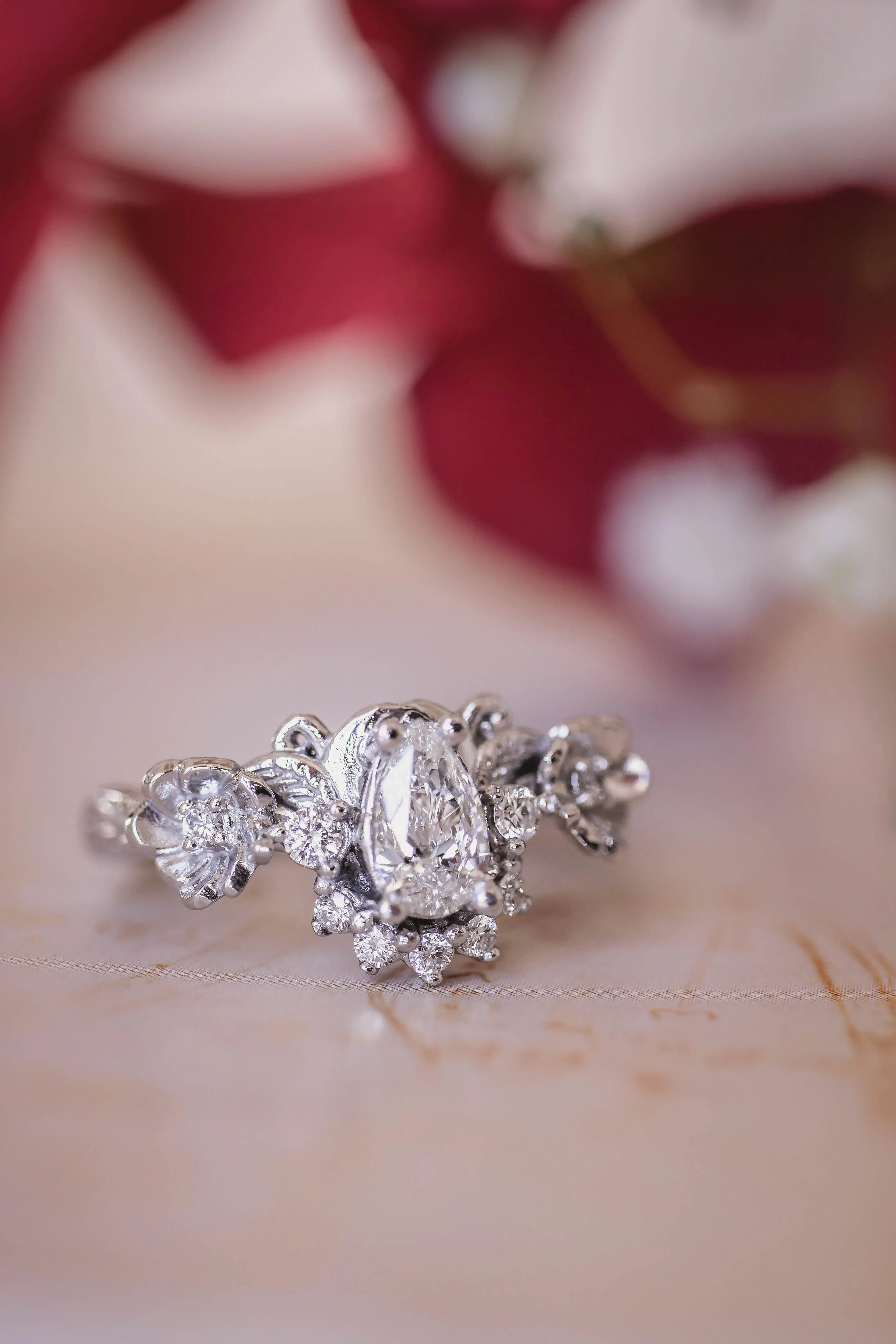 Floral engagement ring with natural diamonds / Adelina