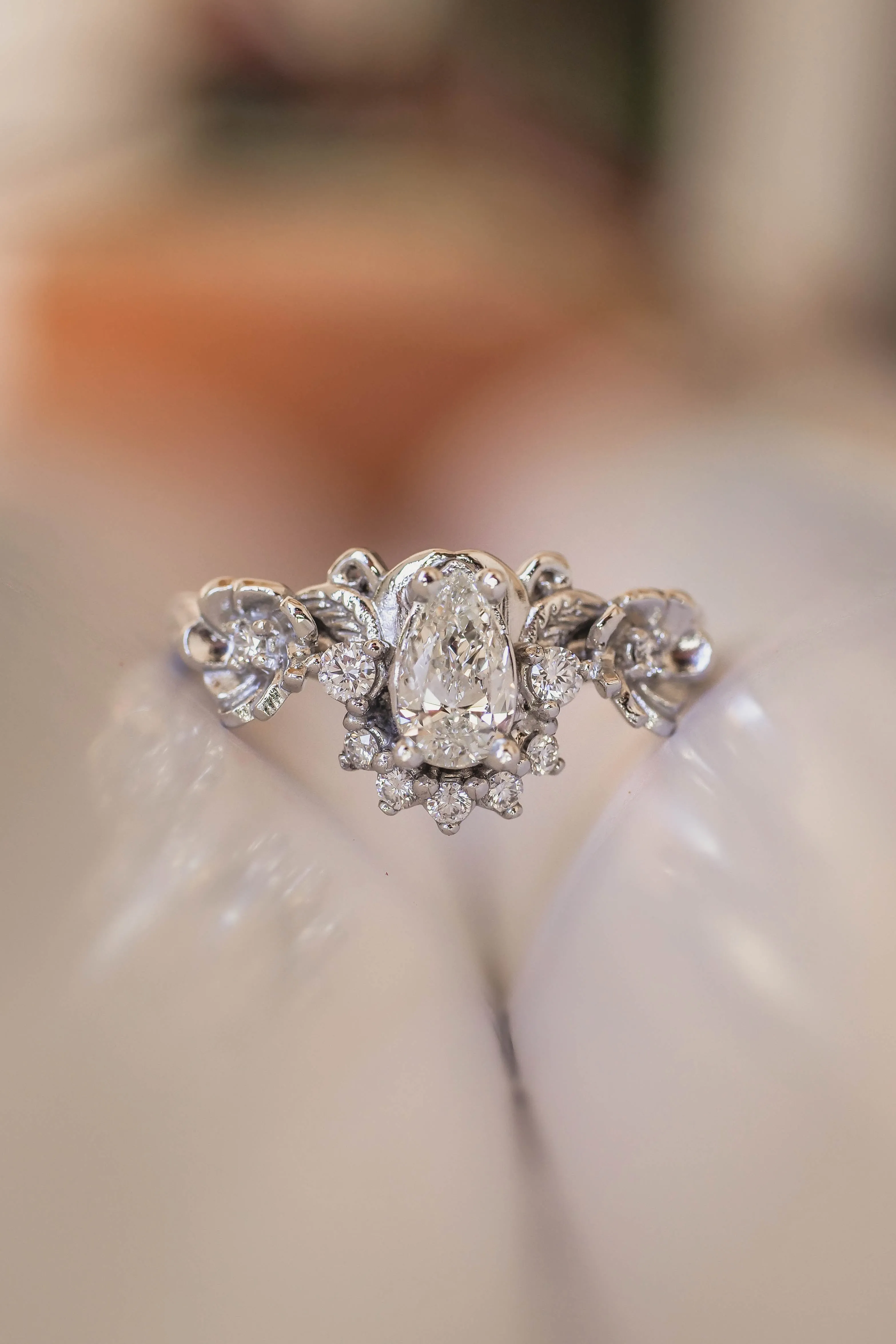 Floral engagement ring with natural diamonds / Adelina