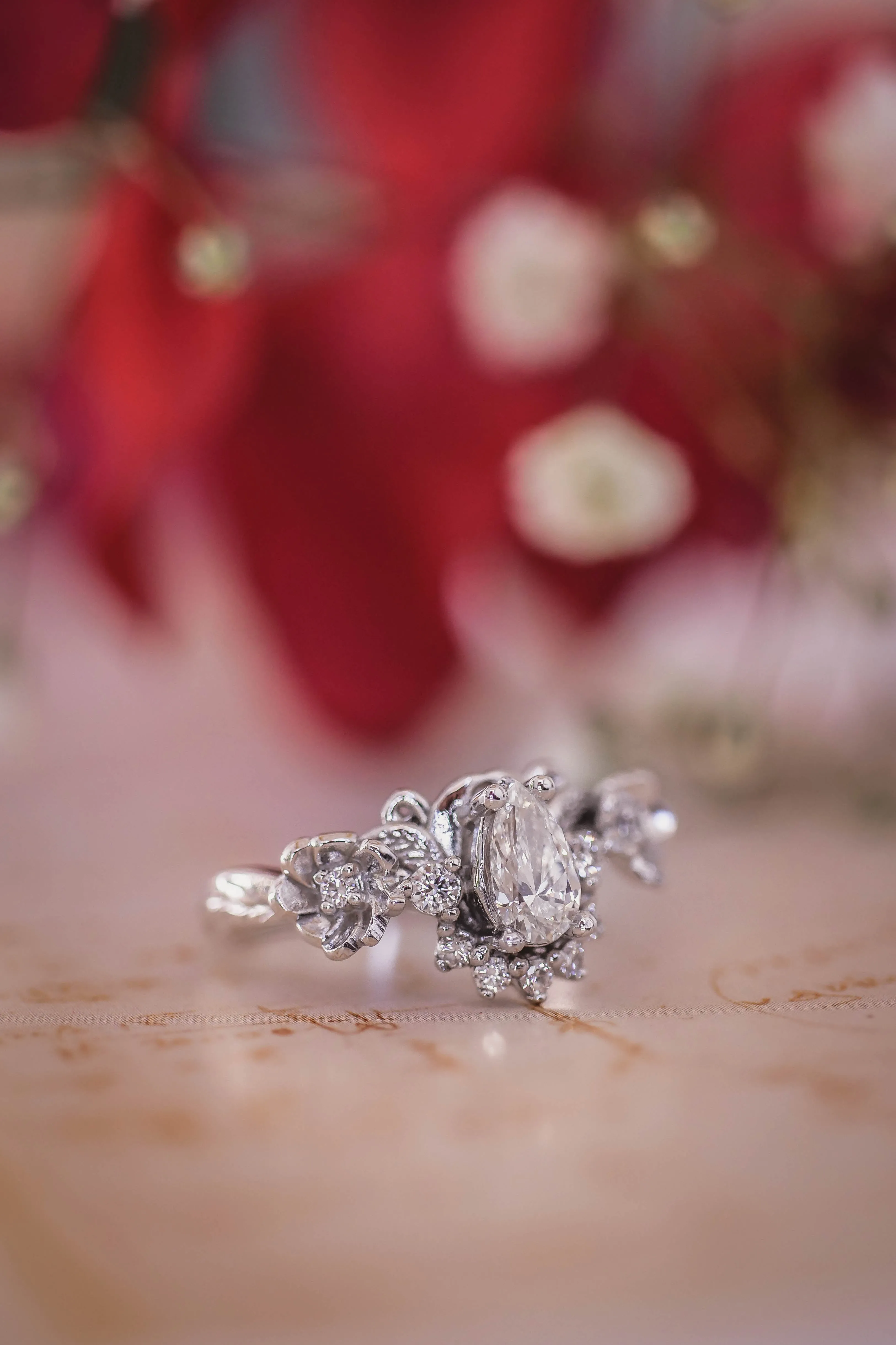 Floral engagement ring with natural diamonds / Adelina