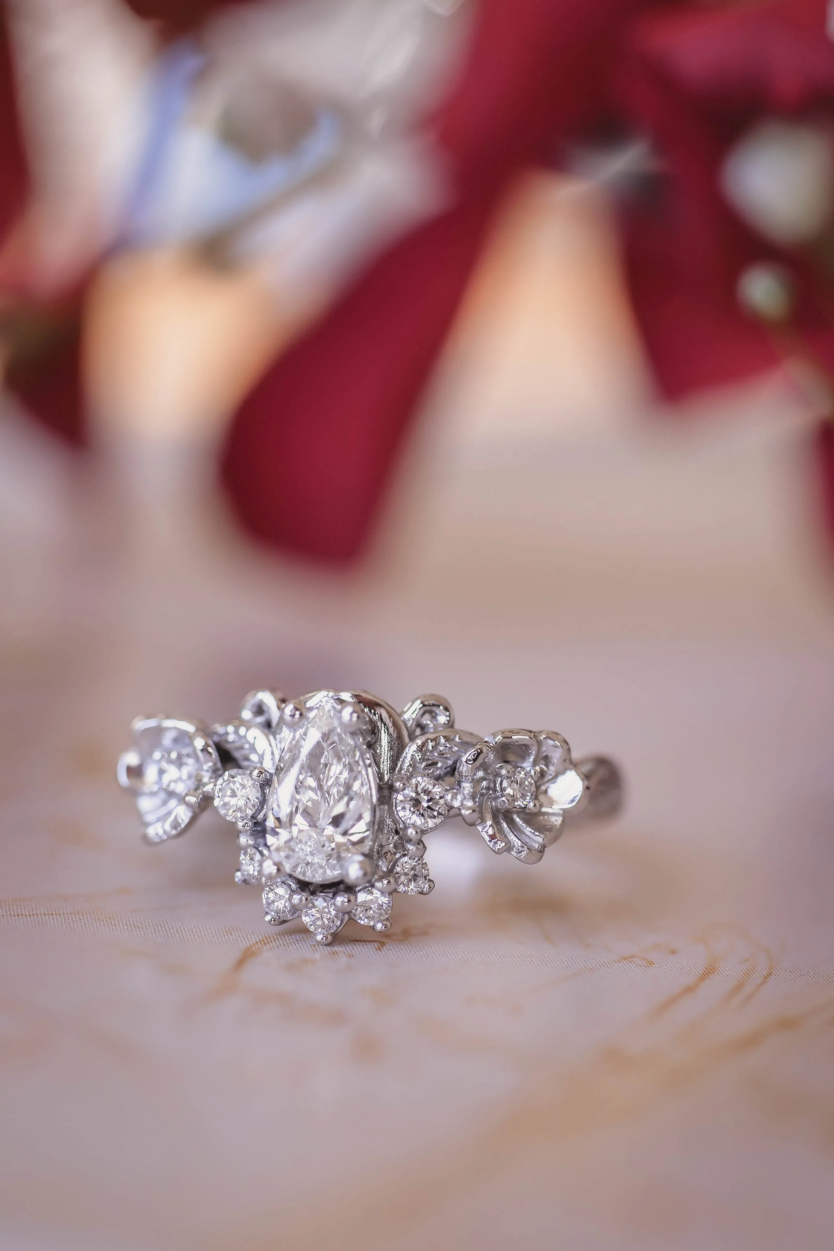 Floral engagement ring with natural diamonds / Adelina