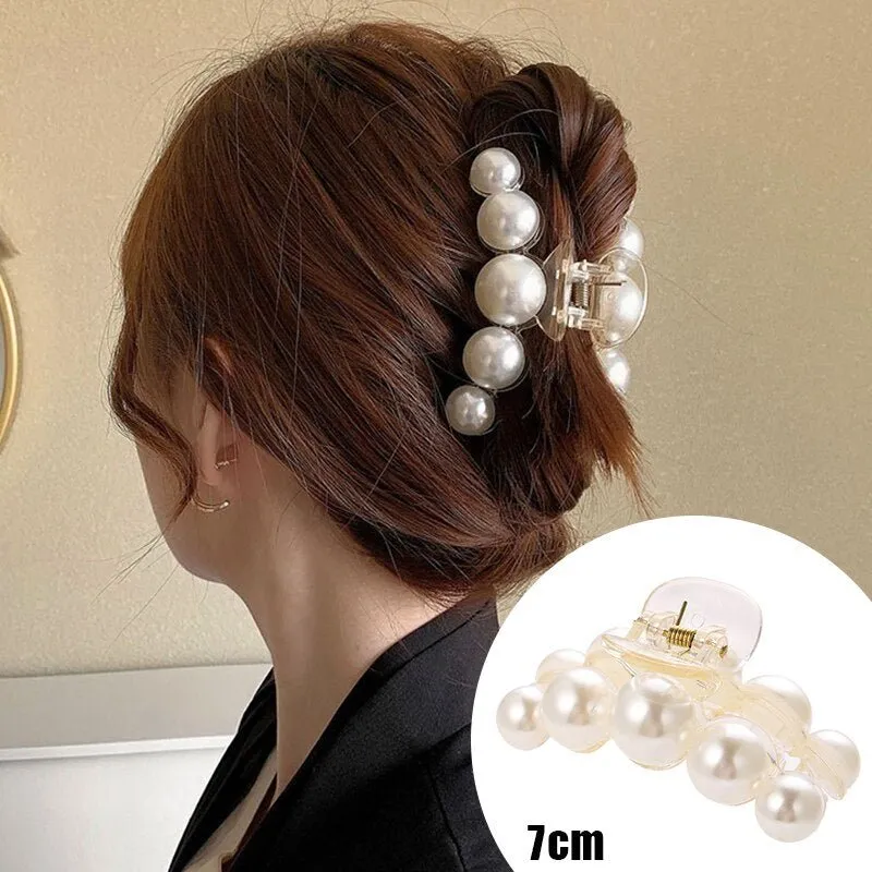 Pearl Hair Claw Clip