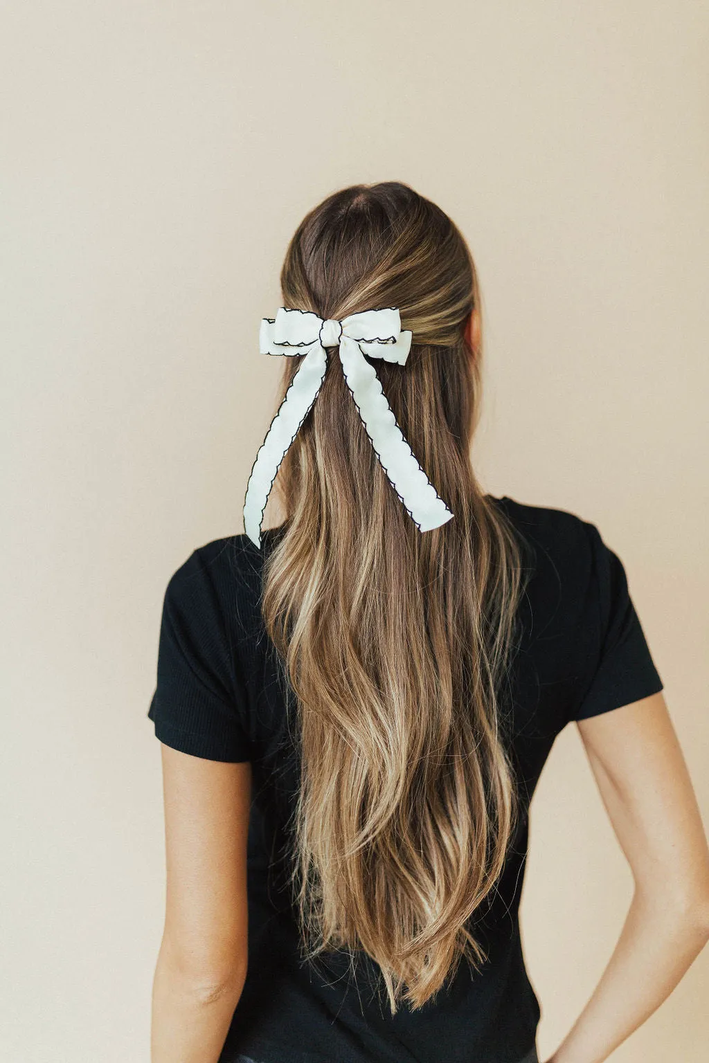 *Savannah Bow Clip