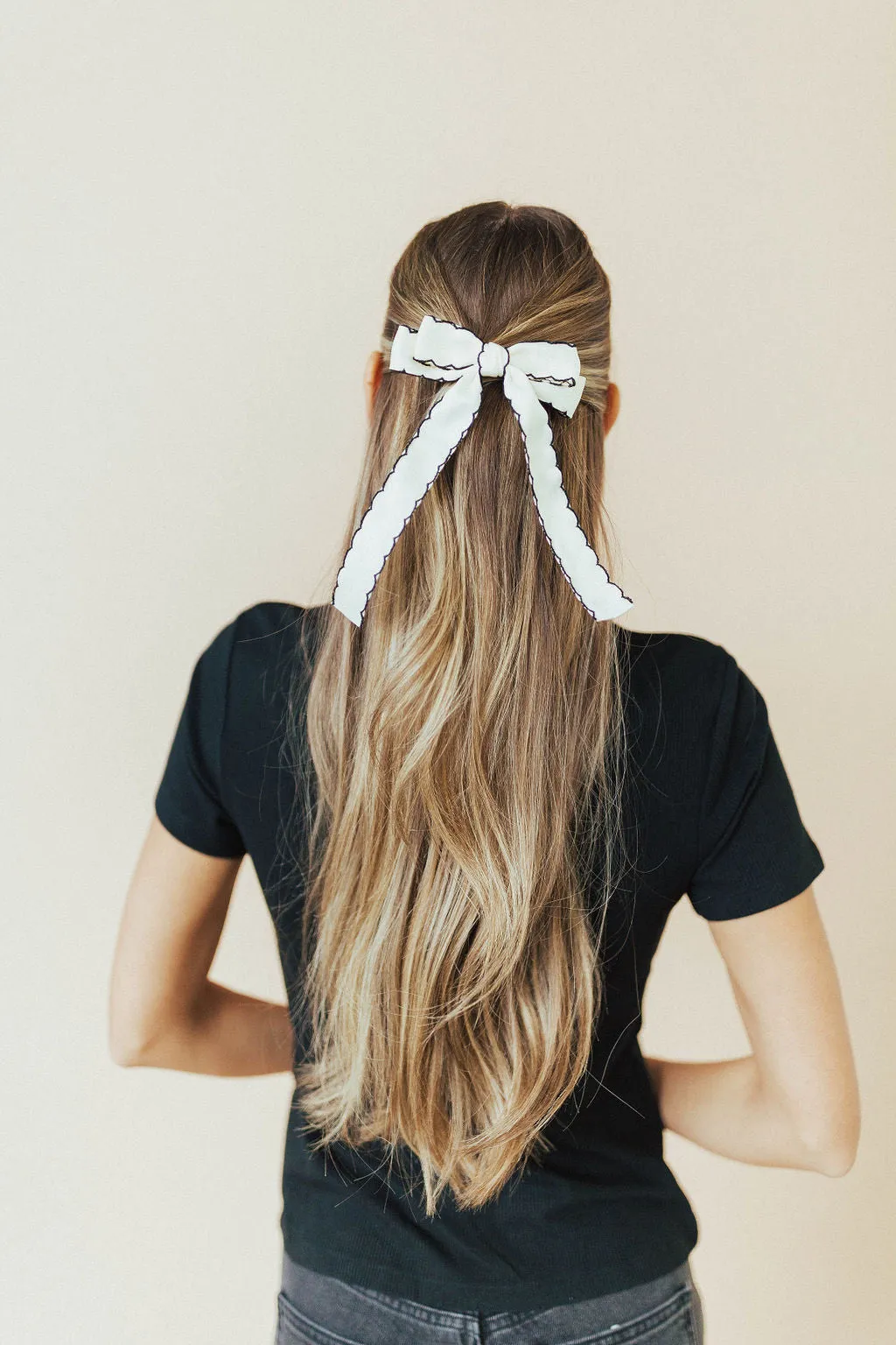 *Savannah Bow Clip