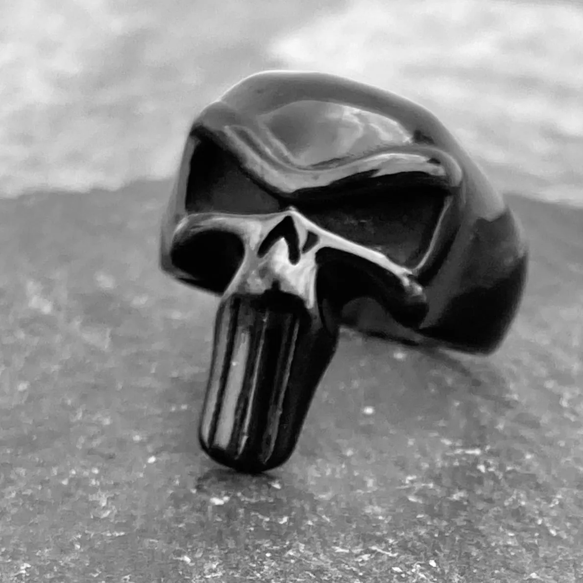 Skull Ring - Black - R155