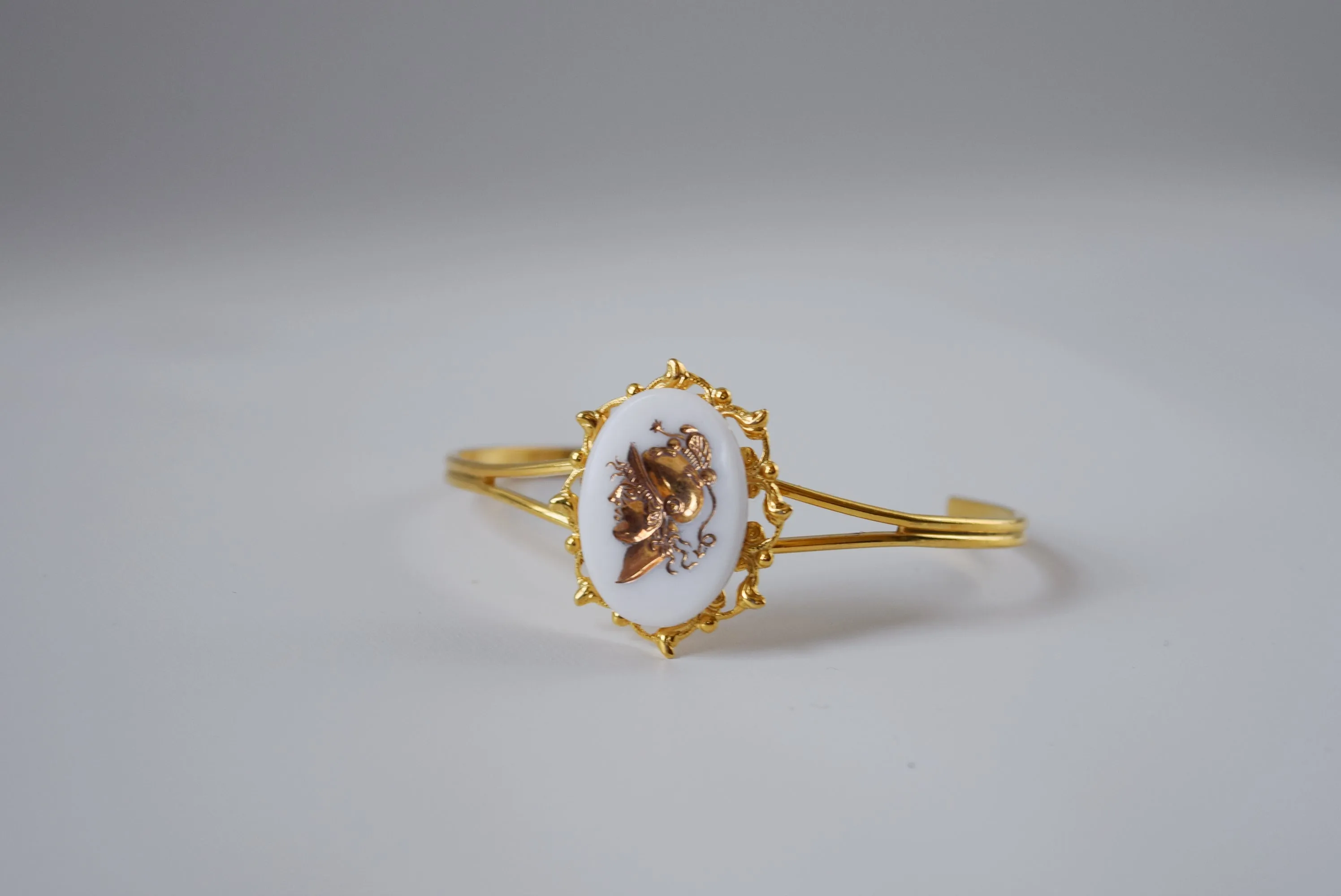 White and Gold Cameo Cuff Bracelet